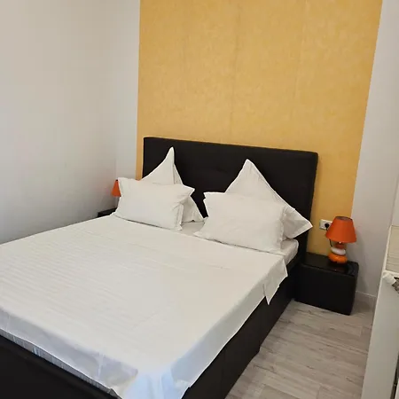 Gabizz Apartament *